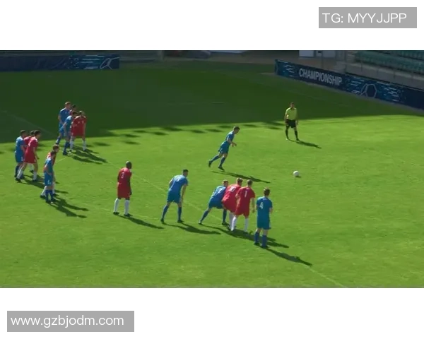 足球明星射门瞬间回顾:那些令人难忘的进球时刻与背后的故事 足球明星射门瞬间回顾:那些令人难忘的进球时刻与背后的故事