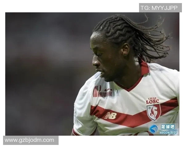 足球明星埃德尔的辉煌职业生涯与他对足球的热爱与奉献 足球明星埃德尔的辉煌职业生涯与他对足球的热爱与奉献