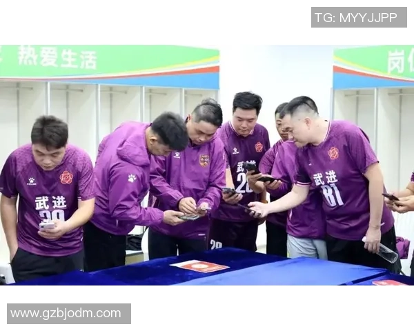 足球明星是否积极参与慈善事业捐款助力社会发展探讨