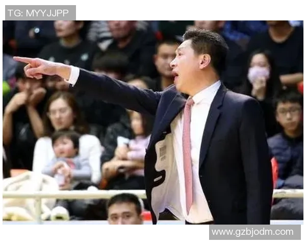 重庆篮球队荣登全国技术排行榜第二名展现强劲实力与潜力 重庆篮球队荣登全国技术排行榜第二名展现强劲实力与潜力